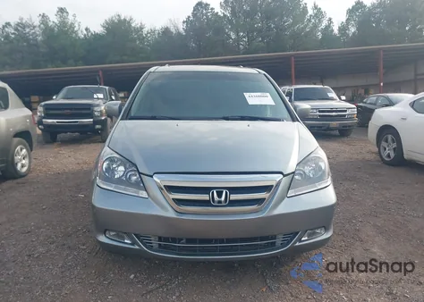 2007 Honda Odyssey Touring z USA, uszkodzony, nr VIN 5FNRL38817B105197